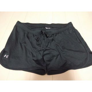 アンダーアーマー(UNDER ARMOUR)の【値下げ】アンダーアーマー　ランニングパンツ　レディース　XL(ウェア)