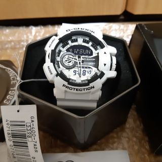 ジーショック(G-SHOCK)のG-SHOCK　ホワイト　未使用(腕時計(デジタル))