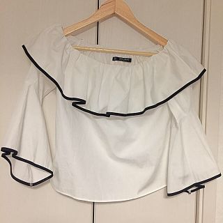 ザラ(ZARA)の新品 ZARA オフショルトップス(シャツ/ブラウス(長袖/七分))