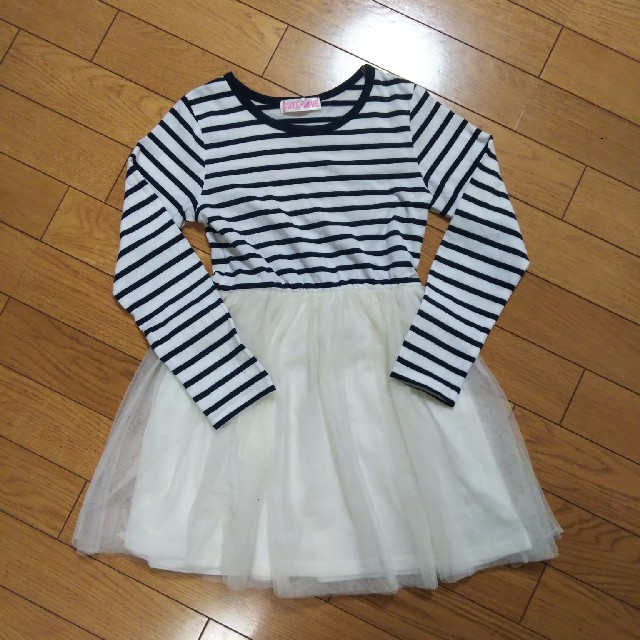 【あおぞらさん専用】ワンピース 130センチ キッズ/ベビー/マタニティのキッズ服女の子用(90cm~)(ワンピース)の商品写真