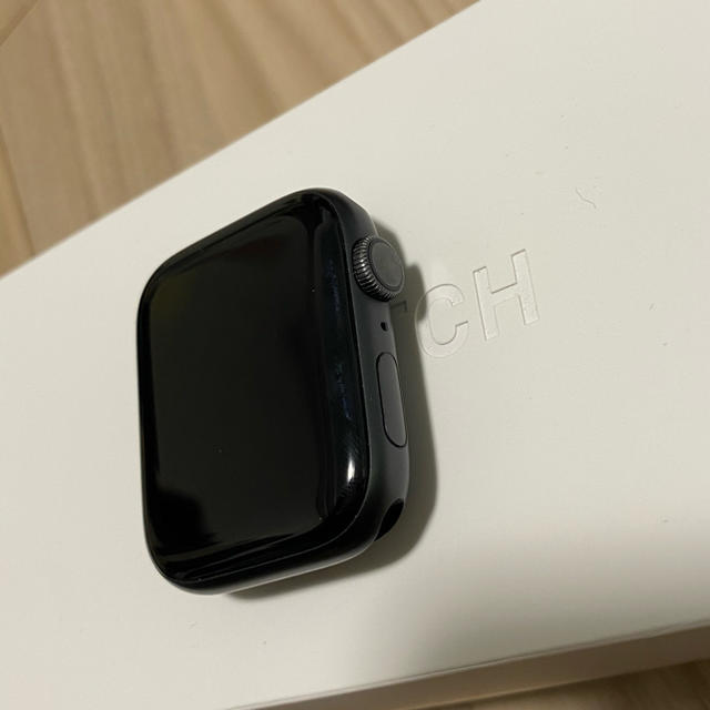 Apple(アップル)のApple Watch series4 アルミニウム　44ミリ GPSモデル メンズの時計(腕時計(デジタル))の商品写真