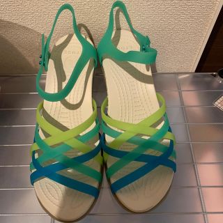 クロックス(crocs)のクロックス　カラフルなサンダル(サンダル)