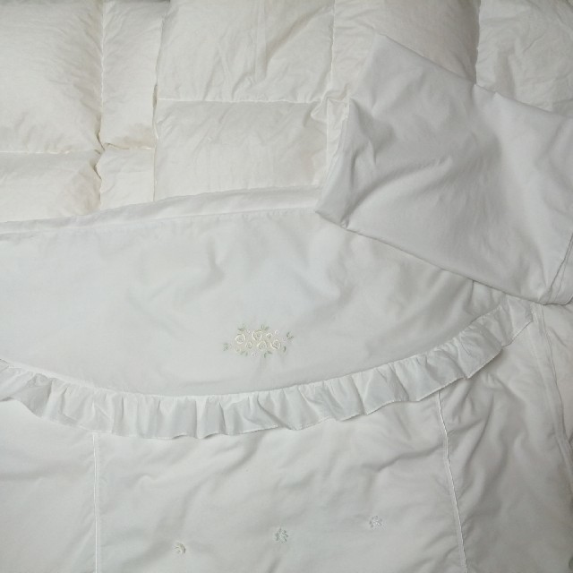 洗える羽毛布団２枚　カバー２枚 キッズ/ベビー/マタニティの寝具/家具(ベビー布団)の商品写真