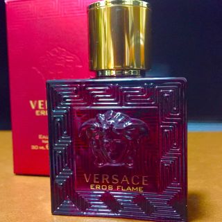 ヴェルサーチ(VERSACE)の【VERSACE】ヴェルサーチェ エロス フレイム 30ml(香水(男性用))