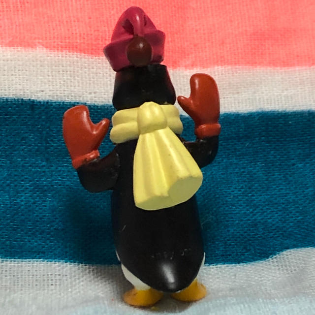 Disney ディズニー 寒がりペンギンのパブロ フィギュア ドナルド 南極 チョコエッグの通販 By 牡丹 S Shop ディズニーならラクマ
