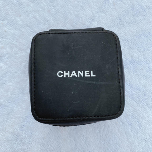 CHANEL(シャネル)のCHANEL ウォッチケース レディースのファッション小物(ポーチ)の商品写真