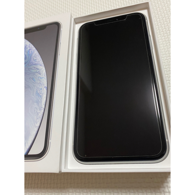 iPhone XR White 64GB SIMロック解除 SIMフリー