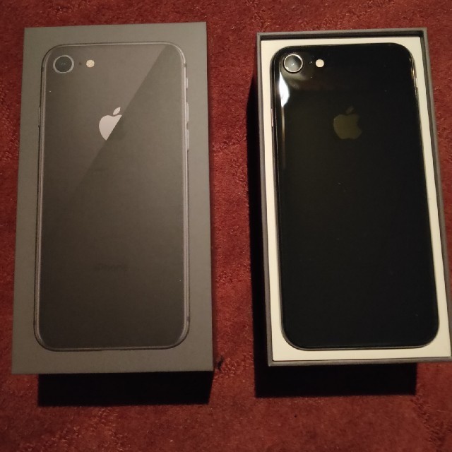 iPhone 8  64GB（Space Gray）