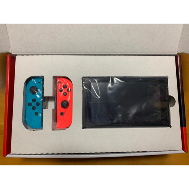 Nintendo Switch(ニンテンドースイッチ)のニンテンドー  Switch スイッチ　中古美品 エンタメ/ホビーのゲームソフト/ゲーム機本体(家庭用ゲーム機本体)の商品写真