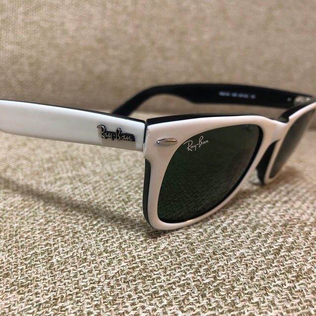 レイバン Ray-Ban ウェイファーラー WAYFARER 白 黒 サングラス