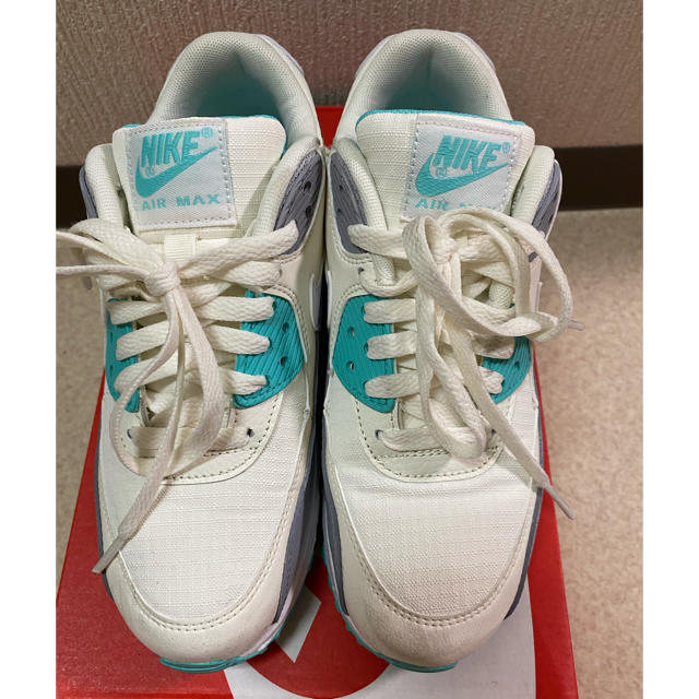 NIKE スニーカー