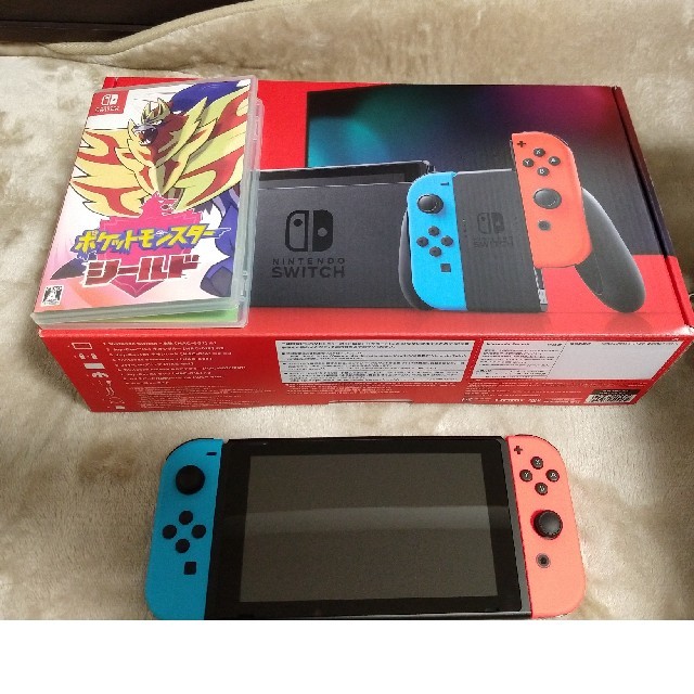 任天堂Nintendo Switch(スイッチ)＋ポケモンシールド