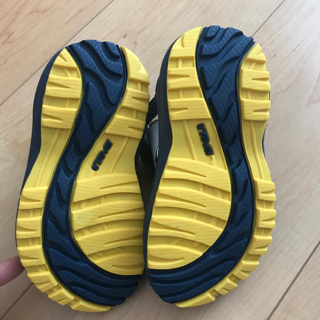 Teva(テバ)のYumeko様　専用　　Teva  サンダル　キッズ　17cm キッズ/ベビー/マタニティのキッズ靴/シューズ(15cm~)(サンダル)の商品写真