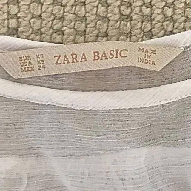 ZARA(ザラ)のaozora様専用　白ワンピース　チュニック レディースのトップス(チュニック)の商品写真