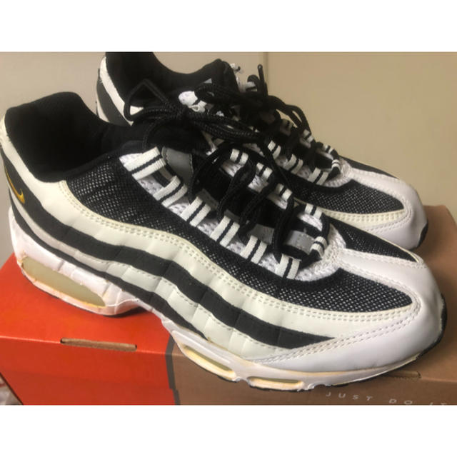 鑑賞用　AIR MAX95 ユベントス