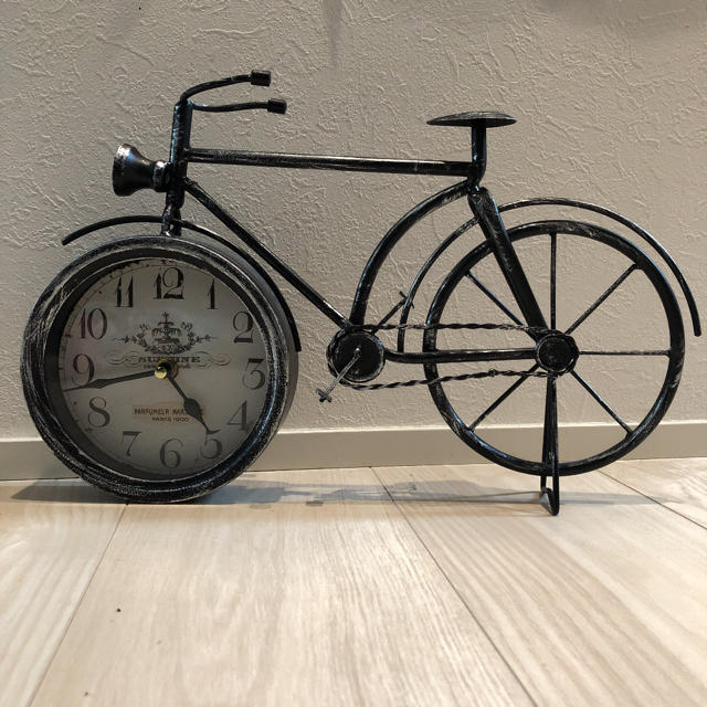 自転車型置き時計 インテリア/住まい/日用品のインテリア小物(置時計)の商品写真