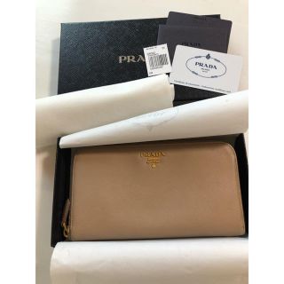 プラダ(PRADA)の【送料込】プラダ☆長財布☆ラウンドジップ☆ベージュ☆カメオ☆サフィアーノメタル(財布)