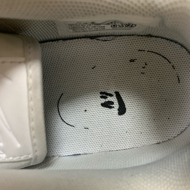 NIKE(ナイキ)のNIKE  エアフォース1   24㎝　　US7 レディースの靴/シューズ(スニーカー)の商品写真