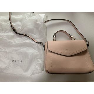 ザラ(ZARA)のZARA ショルダーバッグ　ピンク(ショルダーバッグ)