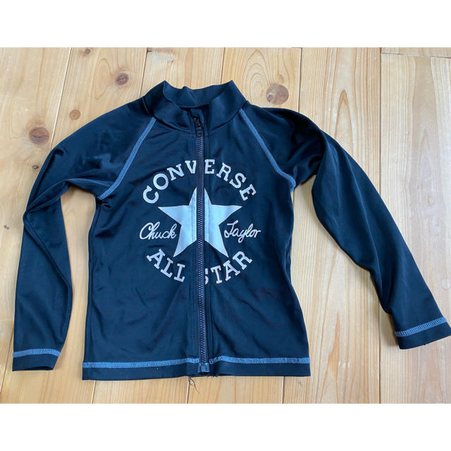 CONVERSE(コンバース)のラッシュガード　100 キッズ/ベビー/マタニティのキッズ服男の子用(90cm~)(水着)の商品写真