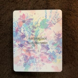 ナチュラグラッセ(naturaglace)の【専用】naturaglace フェイス&チークパウダー(フェイスパウダー)