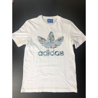 アディダス(adidas)のadidas Tシャツ(Tシャツ/カットソー(半袖/袖なし))