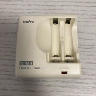 サンヨー(SANYO)のSANYO Ni-MH QUICK CHARGER(バッテリー/充電器)