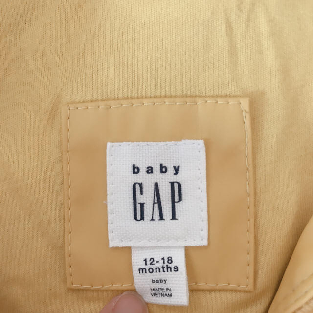 babyGAP(ベビーギャップ)の週末のみ✨値下げ キッズ/ベビー/マタニティのベビー服(~85cm)(ジャケット/コート)の商品写真