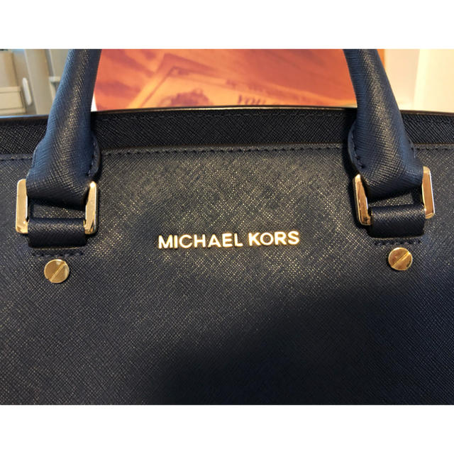 Michael Kors(マイケルコース)のMichael Kors カバン　マイケルコース レディースのバッグ(ハンドバッグ)の商品写真