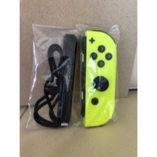 ニンテンドースイッチ(Nintendo Switch)のJoy－Con（R）イエロー　任天堂スイッチ　純正品(その他)