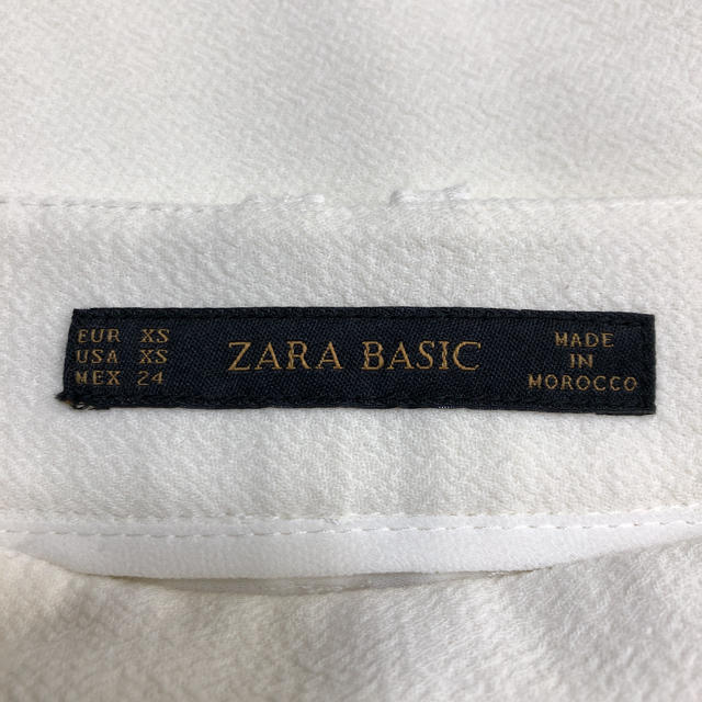 ZARA(ザラ)のザラ・フレアースカート・サイズXS・白 レディースのスカート(ひざ丈スカート)の商品写真