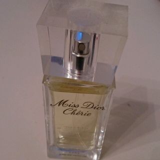 クリスチャンディオール(Christian Dior)のMiss Dior Cherie(香水(女性用))