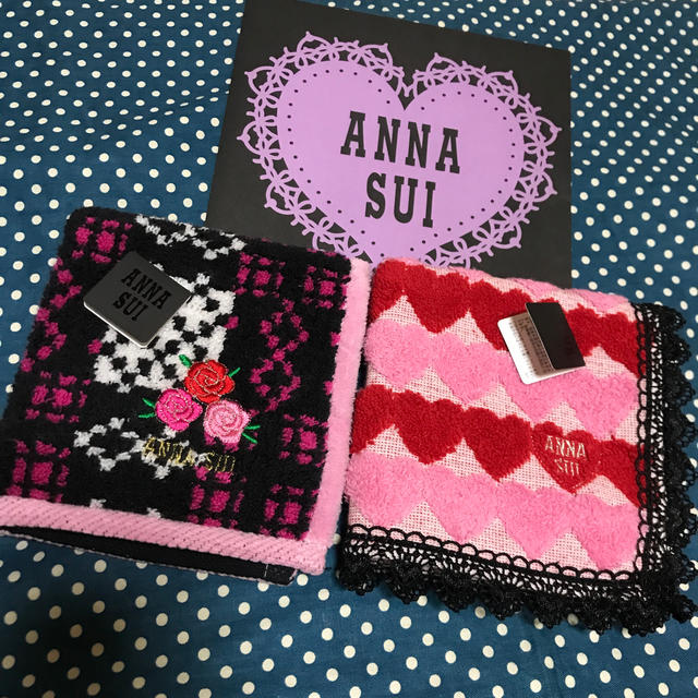 ANNA SUI(アナスイ)の★ アナスイ　ハンカチ　２枚　① レディースのファッション小物(ハンカチ)の商品写真