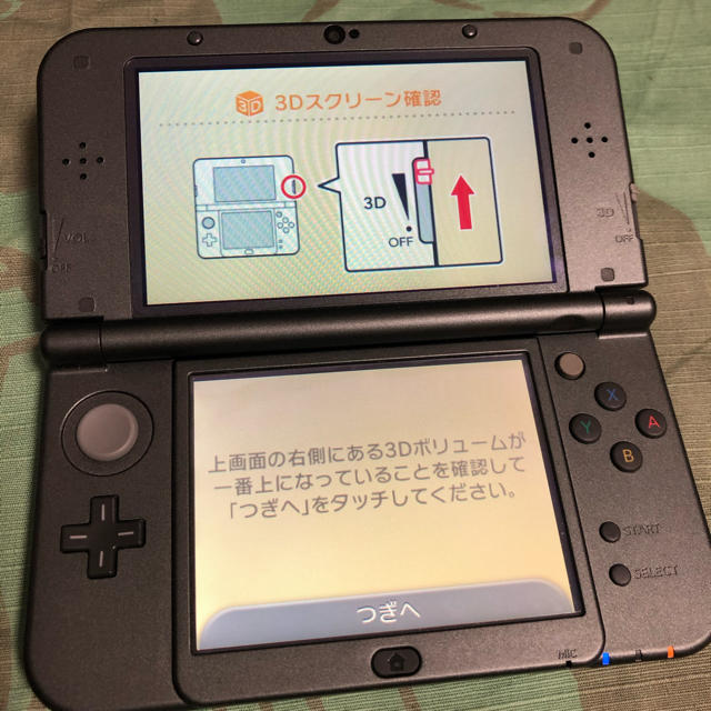 任天堂(ニンテンドウ)のNintendo 3DS NEW ニンテンドー 本体 LL メタリックブラック エンタメ/ホビーのゲームソフト/ゲーム機本体(携帯用ゲーム機本体)の商品写真