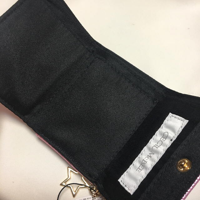 CECIL McBEE(セシルマクビー)の⭐️Ciel⭐️様専用❣️新品 セシルマクビー ミニ財布 三つ折り財布 ピンク  レディースのファッション小物(財布)の商品写真