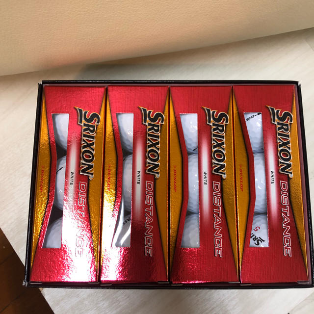 Srixon(スリクソン)のSRIXON ディスタンス　ゴルフボール  チケットのスポーツ(ゴルフ)の商品写真