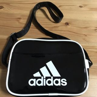 アディダス(adidas)のadidas アディダス　エナメルバック　黒×白(その他)