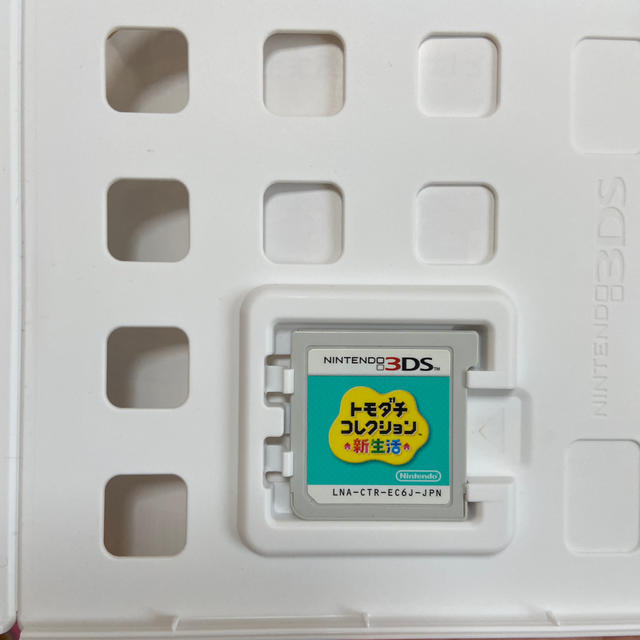 任天堂(ニンテンドウ)のトモダチコレクション 新生活 3DS エンタメ/ホビーのゲームソフト/ゲーム機本体(携帯用ゲームソフト)の商品写真