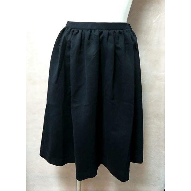 URBAN RESEARCH(アーバンリサーチ)のアーバンリサーチ ドアーズ イージー フレア スカート ブラック 無地 レディースのスカート(ミニスカート)の商品写真