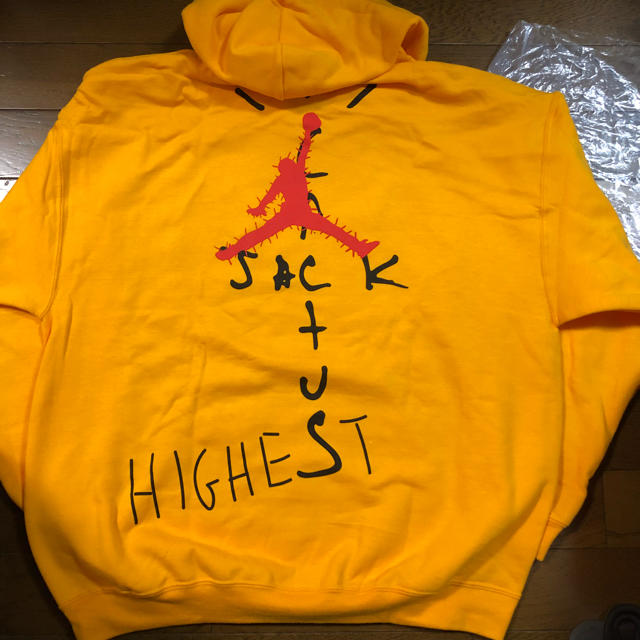 NIKE(ナイキ)の新品未使用 TRAVIS SCOTT × JORDAN HOODIE XL メンズのトップス(パーカー)の商品写真