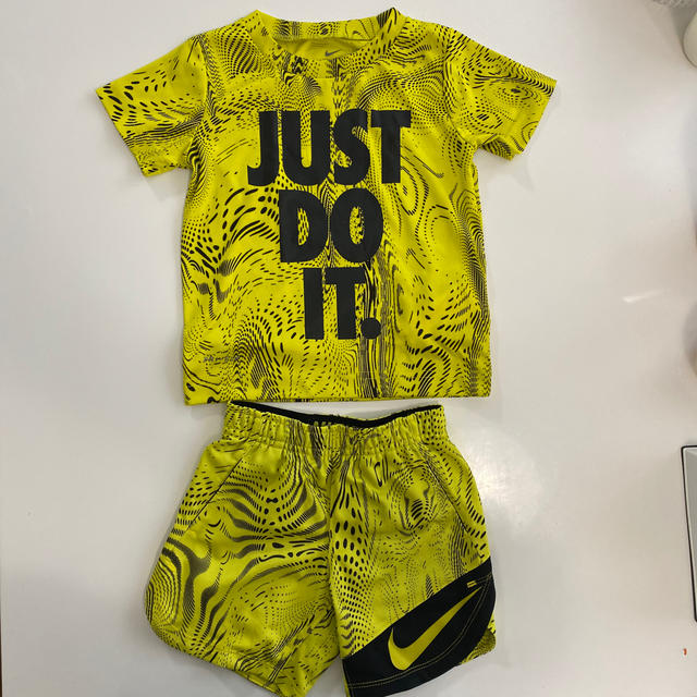 NIKE(ナイキ)のNIKE セットアップ90 キッズ/ベビー/マタニティのキッズ服男の子用(90cm~)(その他)の商品写真