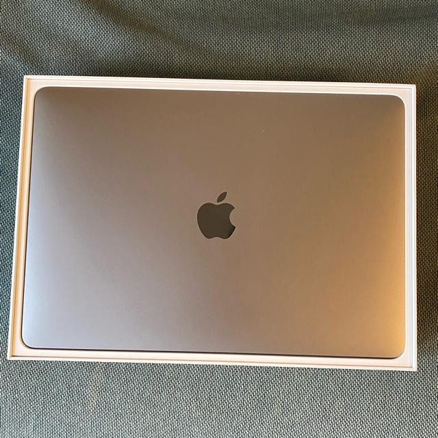 Apple - Apple Macbook Pro 2019 13インチ 8GB 128GBの通販 by パピコ