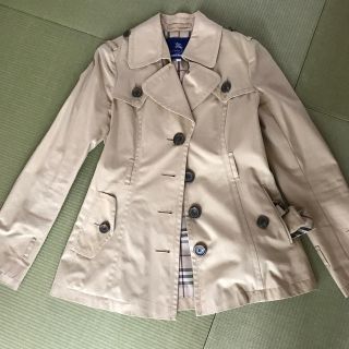 バーバリーブルーレーベル(BURBERRY BLUE LABEL)のトレンチコート(トレンチコート)