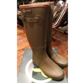 エーグル(AIGLE)のAIGLE　レインブーツ　カーキ色(レインブーツ/長靴)