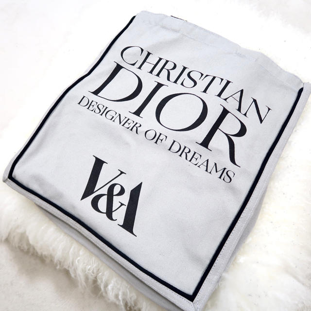 Christian Dior(クリスチャンディオール)の限定！【Dior展覧会】限定のトートバッグ　エコバック レディースのバッグ(トートバッグ)の商品写真