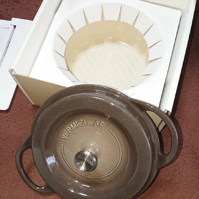 Vermicular - 新品☆バーミキュラ#22無水鍋パールブラウンの通販 by