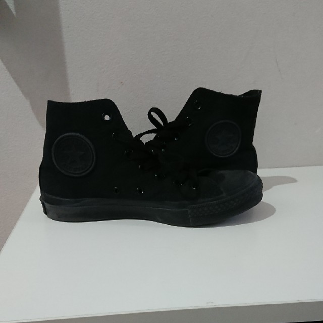 CONVERSE(コンバース)のCONVERSE ブラック 24㎝  黒 メンズの靴/シューズ(スニーカー)の商品写真