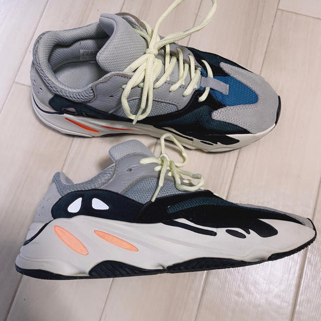 YEEZY BOOST 700 イージーブースト700-