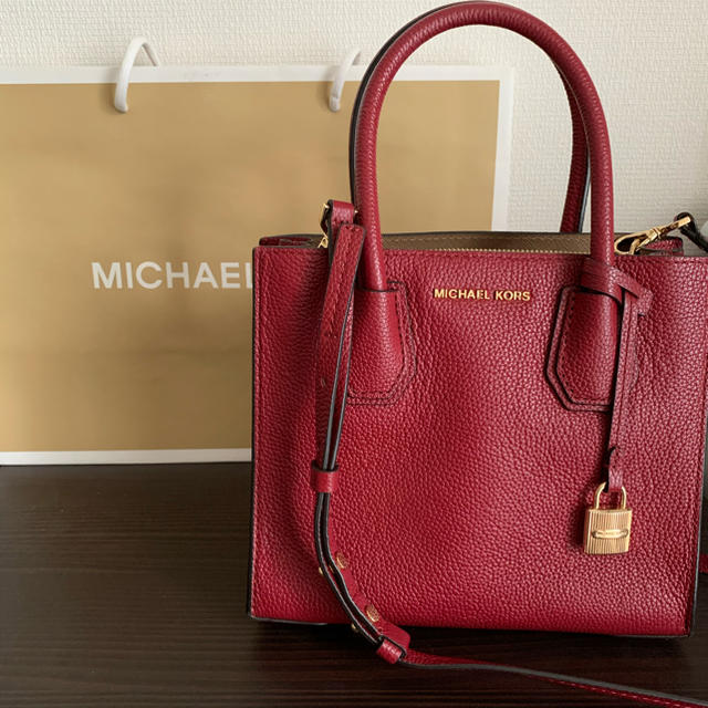 Michael Kors(マイケルコース)の【美品】マイケルコース　ハンドバッグ レディースのバッグ(ハンドバッグ)の商品写真