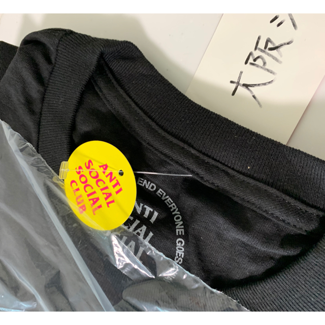 FRAGMENT(フラグメント)のassc fragment yellow bolt tee XLサイズ メンズのトップス(パーカー)の商品写真